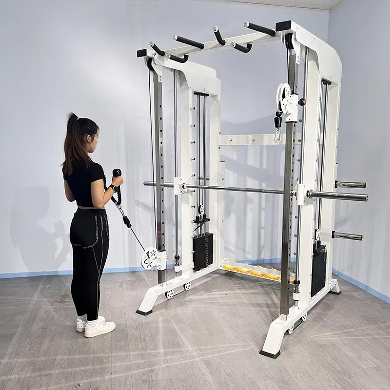Wielofunkcyjny sprzęt fitness  – Heavy Equipment Training recenzja i cena