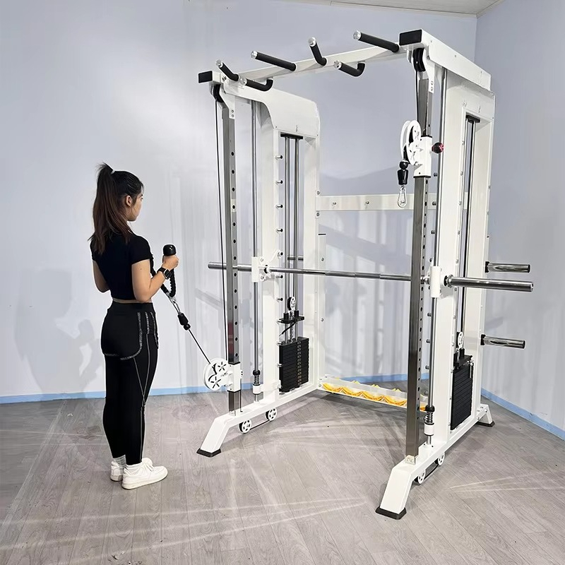 Wielofunkcyjny sprzęt fitness  – Heavy Equipment Training recenzja i cena